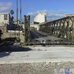 FOTO 1 - IL PONTE BAILEY MONTATO DA 4° REGGIMENTO GENIO GUASTATORI SUL FIUME ORETO A PALERMO